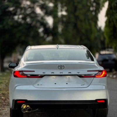 Gói an toàn chủ động Toyota Safety Sense bảo vệ tối đa cho mọi vị trí trên xe.